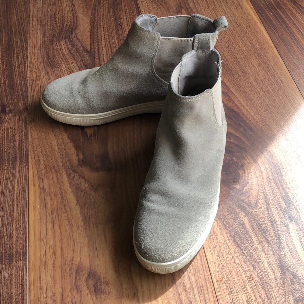 Blondo grey waterproof leather chelsea boots